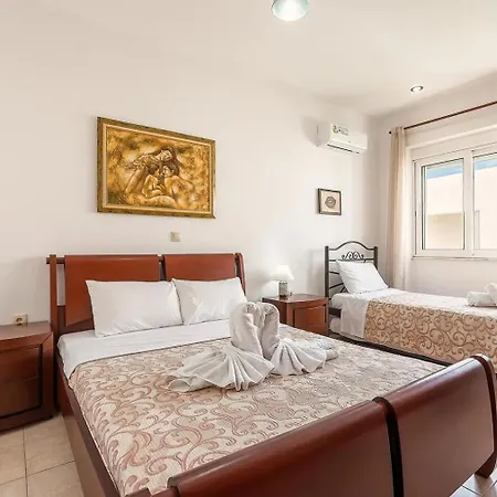 Semina Villa